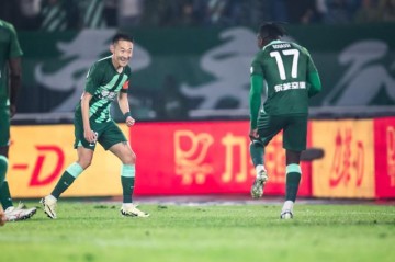 AU Lucky 10-【中超】程进传射顾斌替补世界波 浙江4比1河南